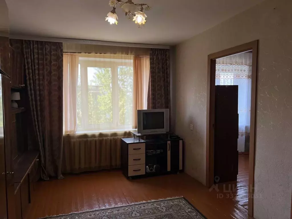 4-к кв. Новгородская область, Малая Вишера Пушкинская ул., 42А (61.8 ... - Фото 1