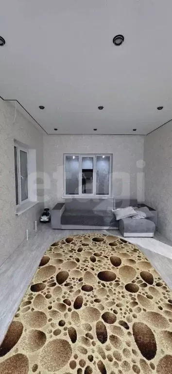 Дом в Тюменская область, Тюмень Строитель-1 ТСН, ул. Дружбы (97 м) - Фото 1