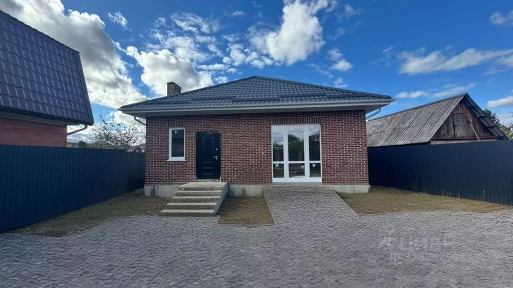 Дом в Адыгея, Майкоп ул. 9 Января, 1 (100 м) - Фото 2