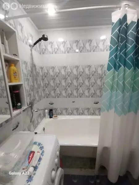 3-комнатная квартира: Усть-Илимск, проспект Мира, 14 (61 м) - Фото 2