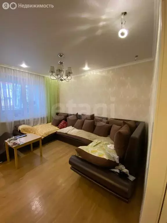 4-комнатная квартира: Набережные Челны, посёлок ЗЯБ, улица Тан, 219 ... - Фото 1