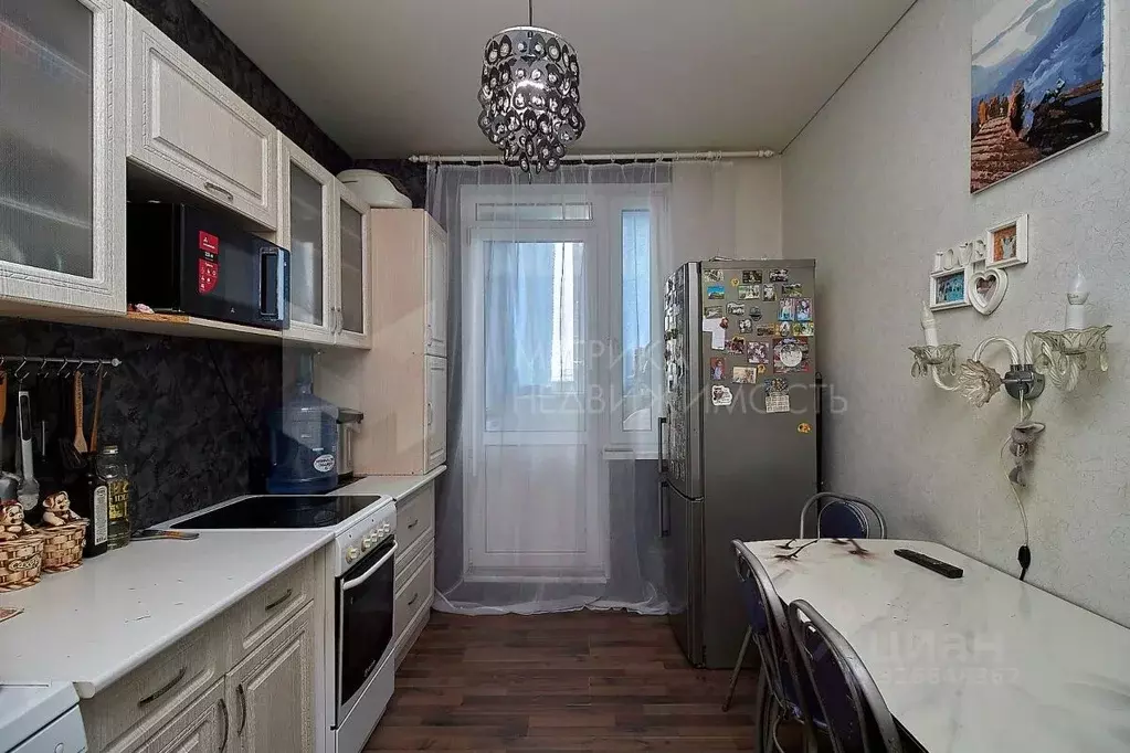 3-к кв. Тюменская область, Тюмень Антипино мкр, ул. Беловежская, 3к1 ... - Фото 1