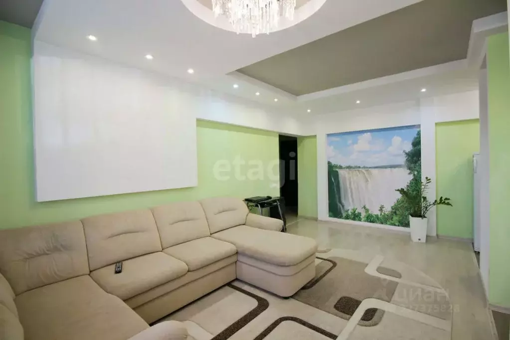 3-к кв. Ульяновская область, Ульяновск ул. Любови Шевцовой, 61А (64.9 ... - Фото 1