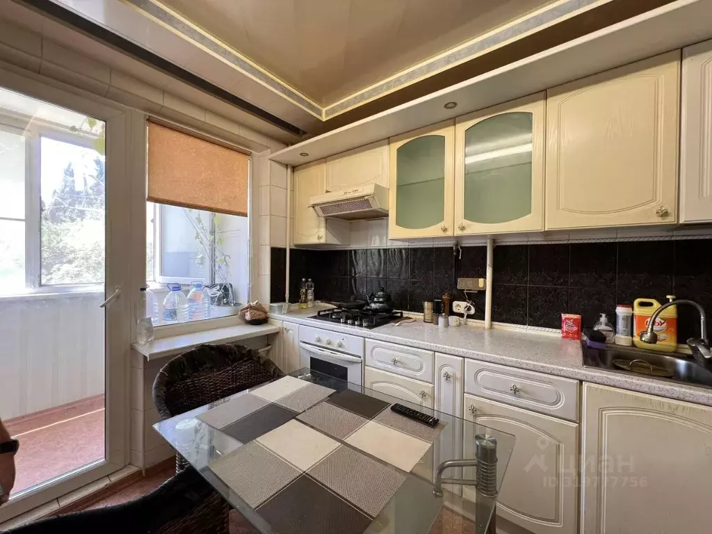 2-к кв. Севастополь просп. Генерала Острякова, 134 (60.0 м) - Фото 1