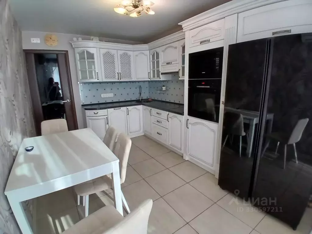 3-к кв. Волгоградская область, Волгоград ул. 8-й Воздушной Армии, 10а ... - Фото 1