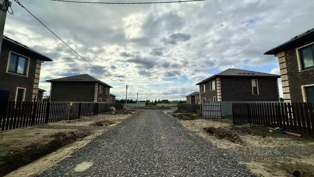 Дом в Тюменская область, Тюменский муниципальный округ, д. Ушакова, ... - Фото 1