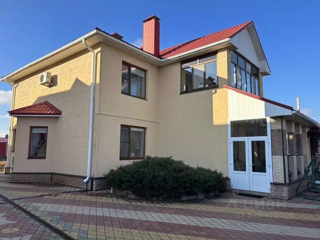 Дом в Белгородская область, Белгородский район, Дубовское с/пос, пос. ... - Фото 1