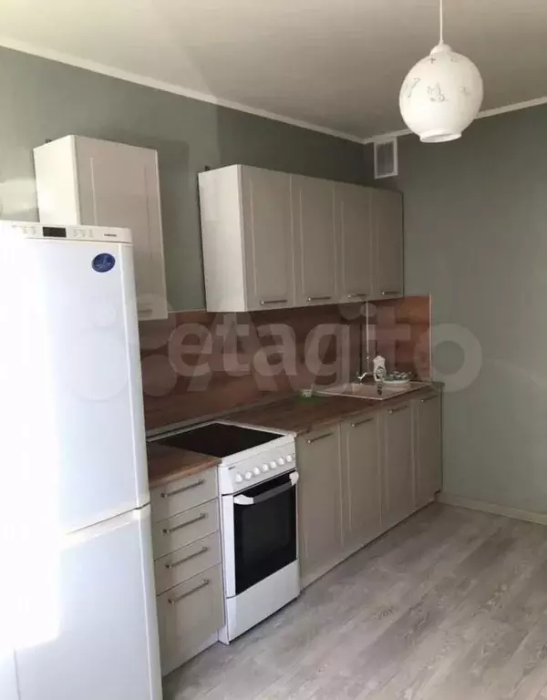 1-к. квартира, 45 м, 4/10 эт. - Фото 0