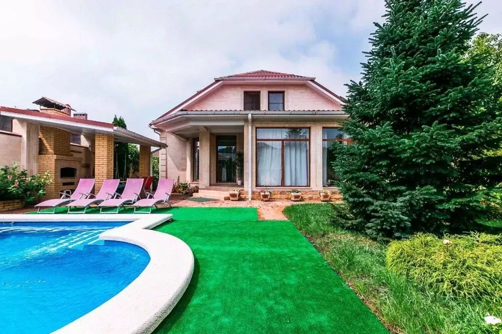 Дом в Краснодарский край, Краснодар муниципальное образование, пос. ... - Фото 1