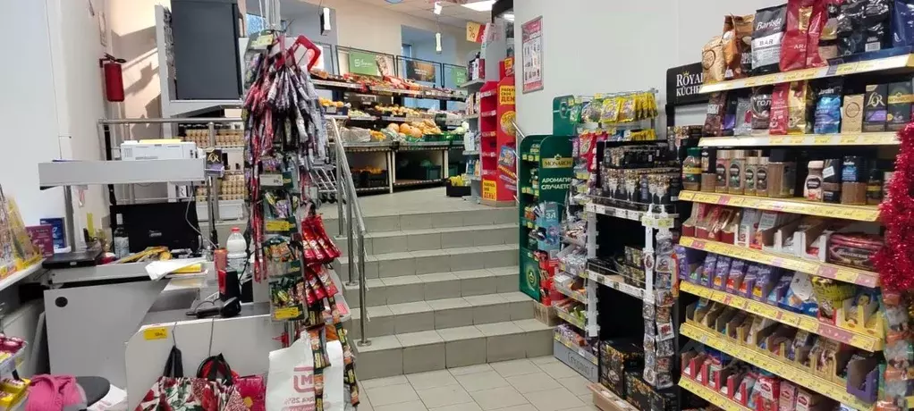 Помещение свободного назначения в Санкт-Петербург ул. Коммуны, 58 (50 ... - Фото 2