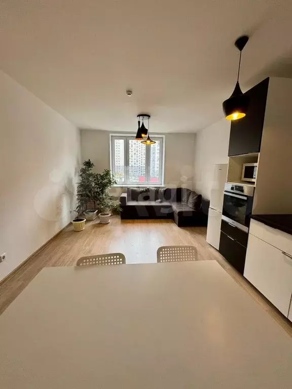 3-к. квартира, 81,4 м, 2/8 эт. - Фото 1