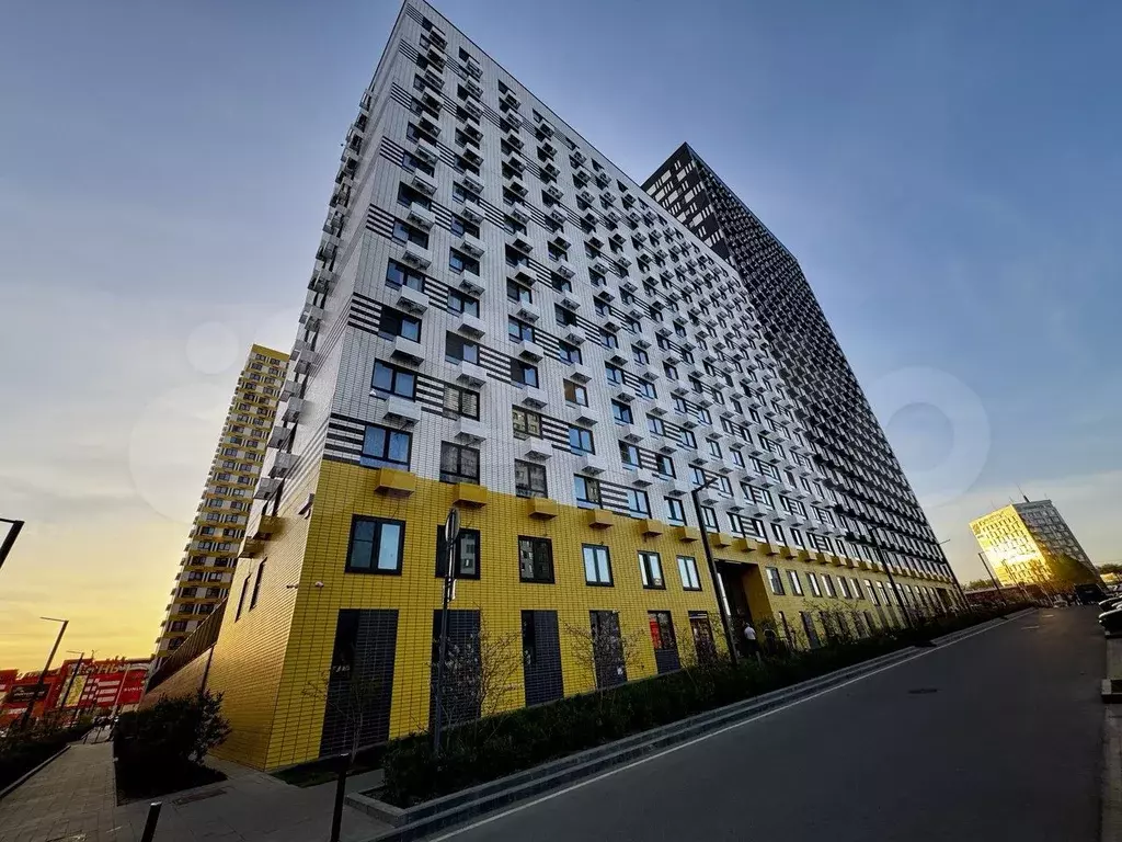 1-к. квартира, 40 м, 4/25 эт. - Фото 0