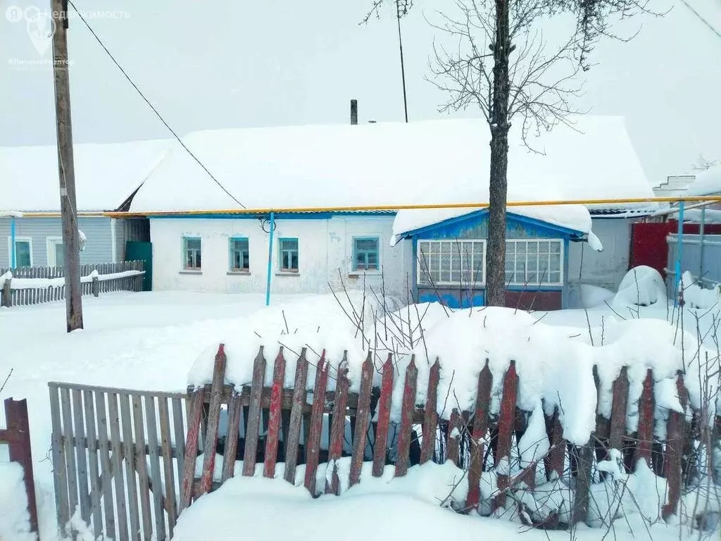 Дом в село Корневое, Школьная улица, 133 (45 м) - Фото 1