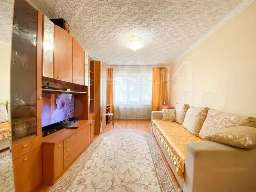 2-к. квартира, 50 м, 1/5 эт. - Фото 1