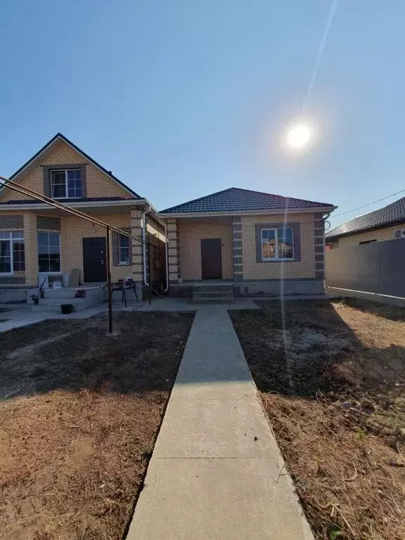 Дом в Ростовская область, Волгодонск пер. Маячный, 19 (80 м) - Фото 1