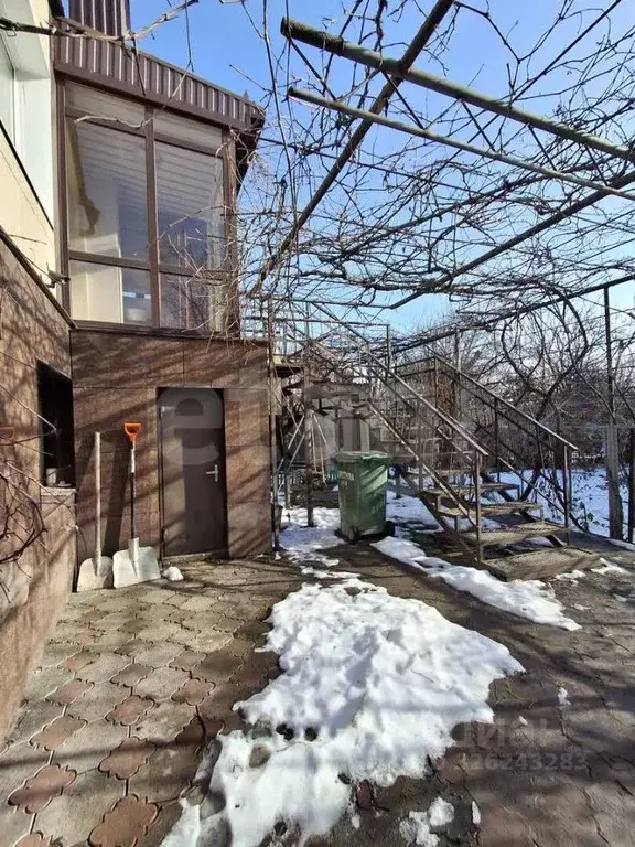 Дом в Ставропольский край, Ставрополь ул. Короткова, 144 (200 м) - Фото 1