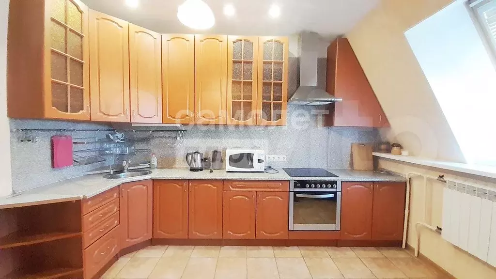 2-к. квартира, 70 м, 6/6 эт. - Фото 0