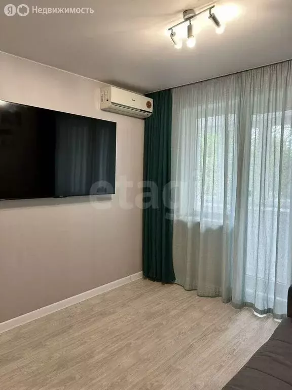 2-комнатная квартира: Челябинск, улица Володарского, 13 (44.1 м) - Фото 1