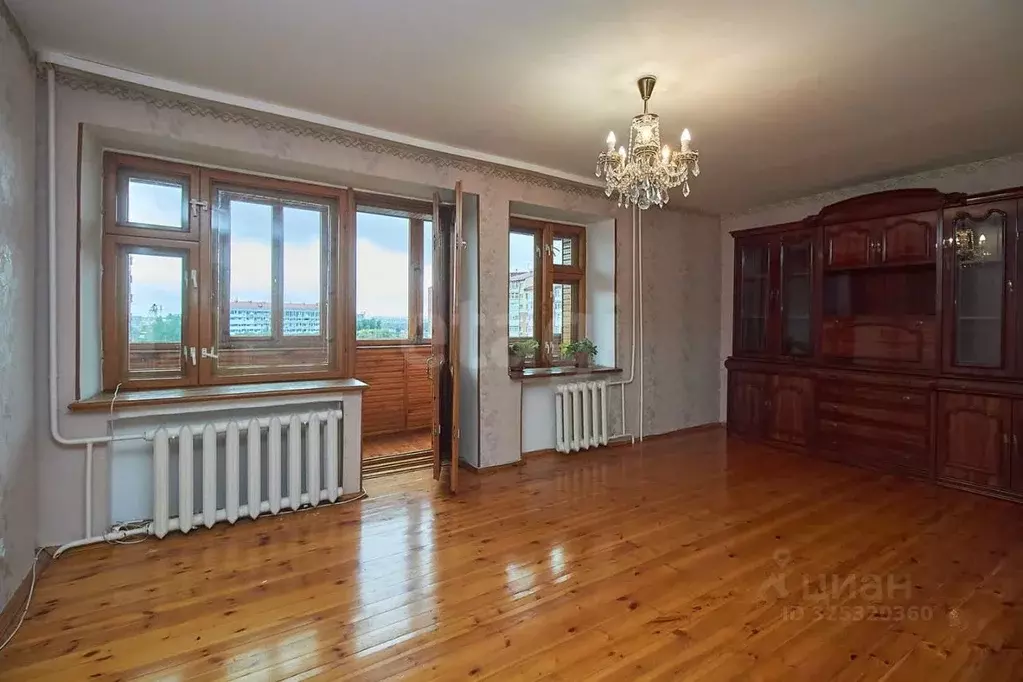 3-к кв. Тюменская область, Тюмень ул. Водников, 12 (75.9 м) - Фото 1