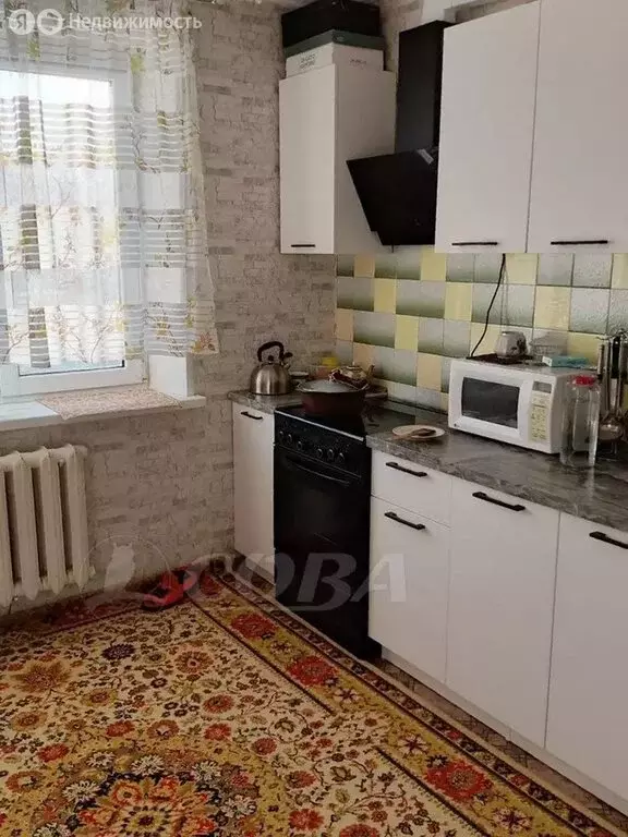 1-комнатная квартира: Тюмень, улица Домостроителей, 14 (33 м) - Фото 2