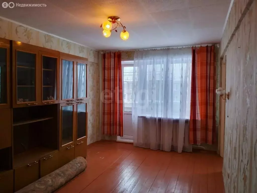 3-комнатная квартира: Коряжма, Советская улица, 6 (48.8 м) - Фото 1