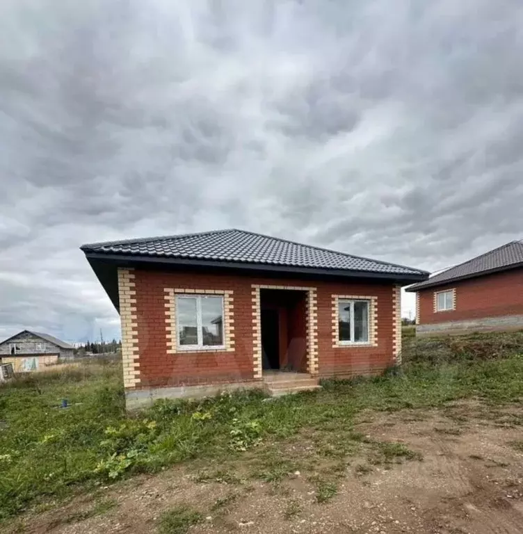 Дом в Пермский край, Пермский муниципальный округ, с. Култаево  (90 м) - Фото 1