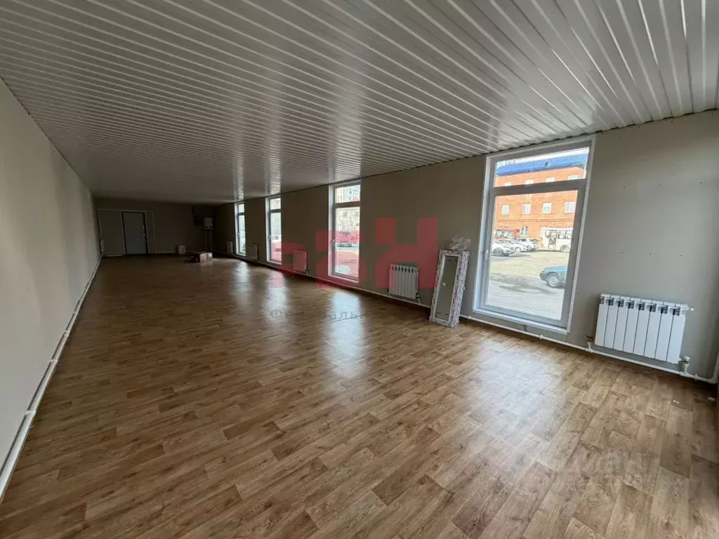 Торговая площадь в Омская область, Омск ул. Дианова, 23к4 (83 м) - Фото 2