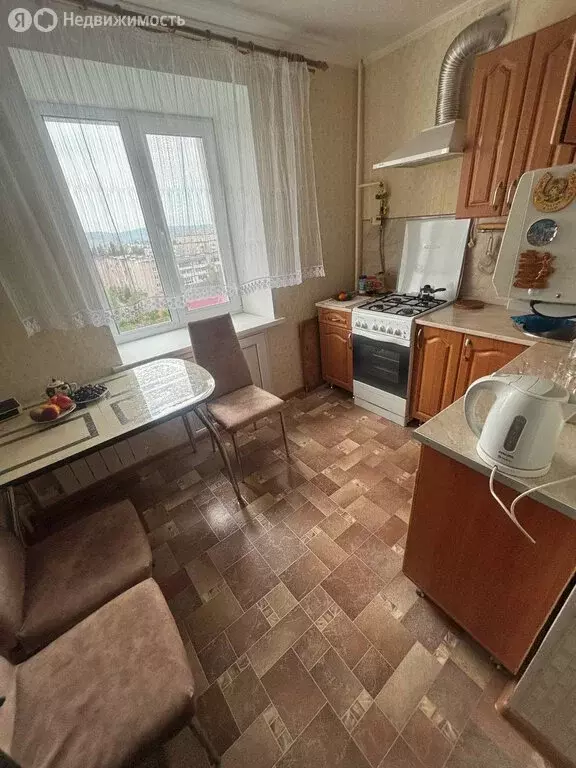 3-комнатная квартира: Октябрьский, проспект Ленина, 57 (59.2 м) - Фото 1