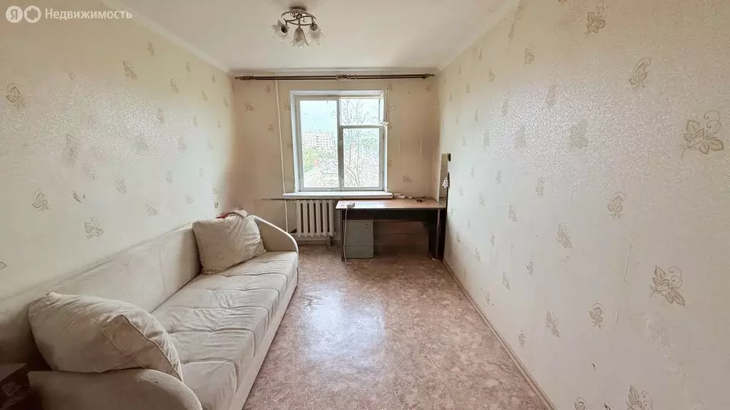 3-комнатная квартира: Волгодонск, улица Максима Горького, 135 (58.8 м) - Фото 0