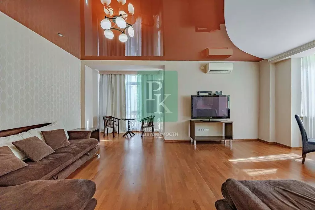 3-к кв. Севастополь ул. Руднева, 28 (136.0 м) - Фото 0