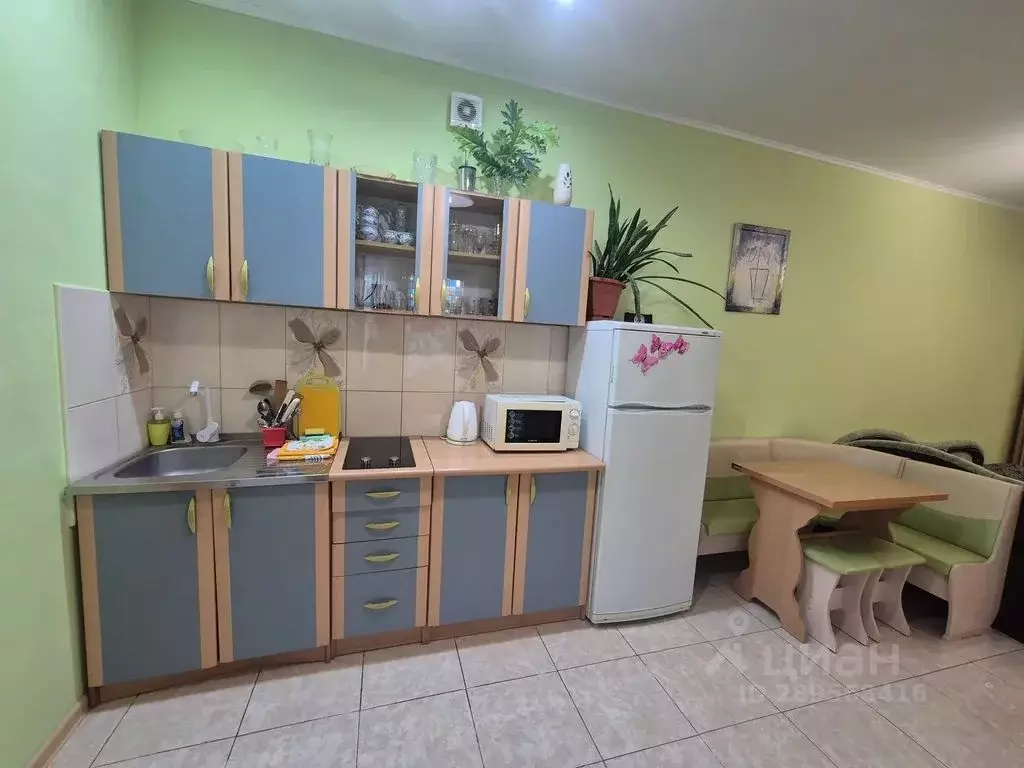 Дом в Крым, Евпатория просп. Ленина, 14 (30 м) - Фото 1