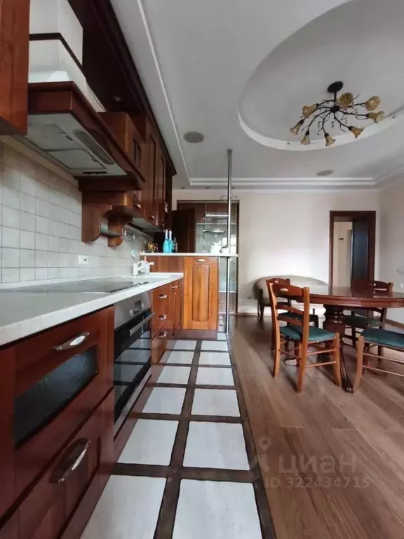 2-к кв. Омская область, Омск просп. Карла Маркса, 61/1 (69.9 м) - Фото 1