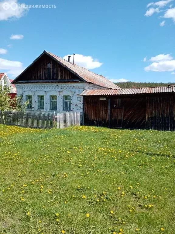 Дом в Свердловская область, муниципальное образование Алапаевское, ... - Фото 1