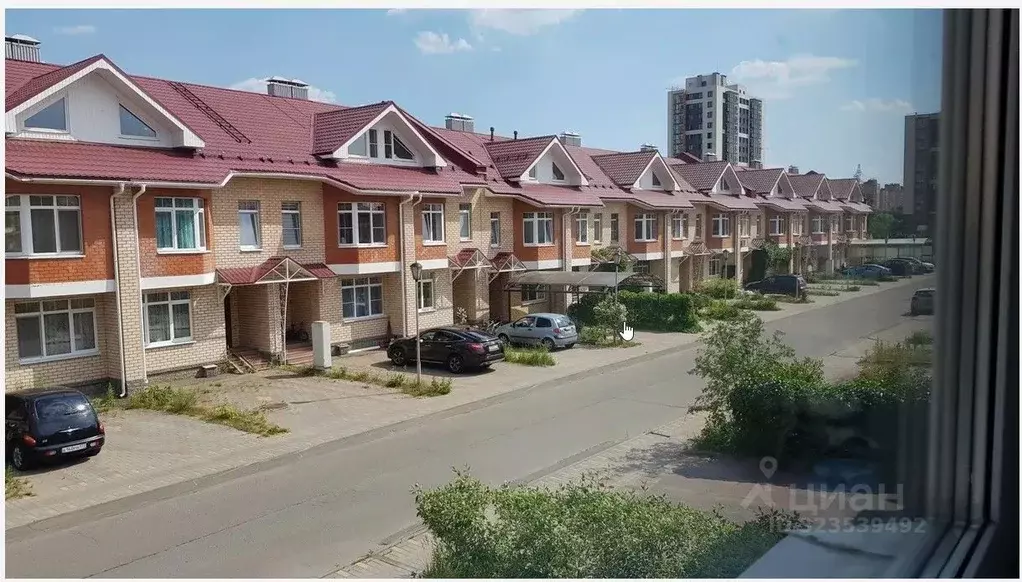 Таунхаус в Московская область, Раменское ул. Молодежная, 6 (200 м) - Фото 1