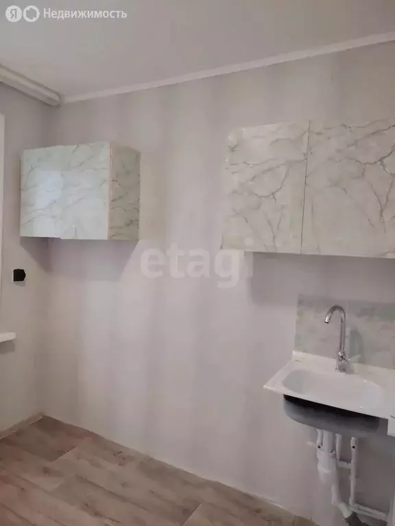 2-комнатная квартира: Углегорск, улица Победы, 220 (44.4 м) - Фото 2