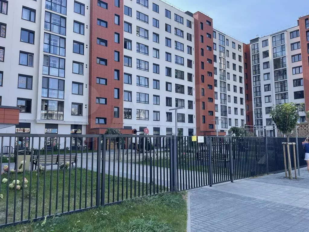 1-к. квартира, 41,8 м, 3/9 эт. - Фото 0