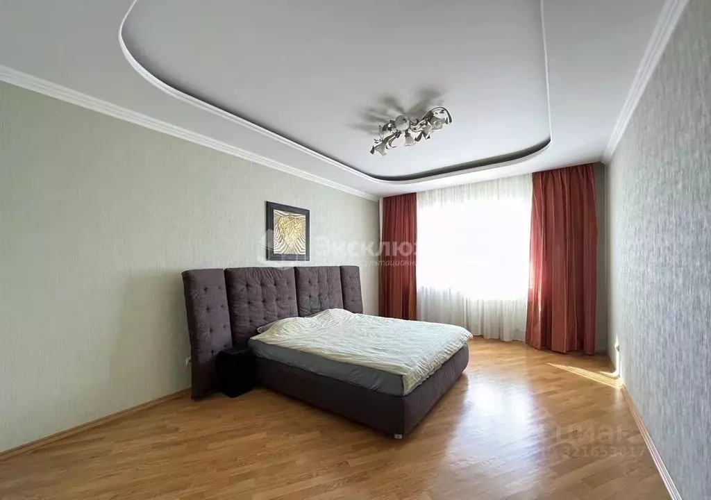 2-к кв. Тюменская область, Тюмень Комсомольская ул., 8 (83.0 м) - Фото 1