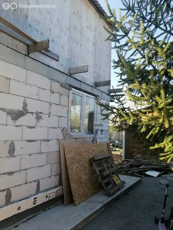 Дом в Челябинская область, Чебаркуль (90 м) - Фото 1