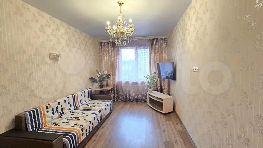 1-к. квартира, 40 м, 4/22 эт. - Фото 0