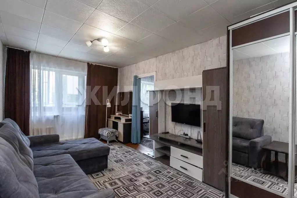 3-к кв. Алтайский край, Барнаул ул. Глушкова, 29 (57.2 м) - Фото 2