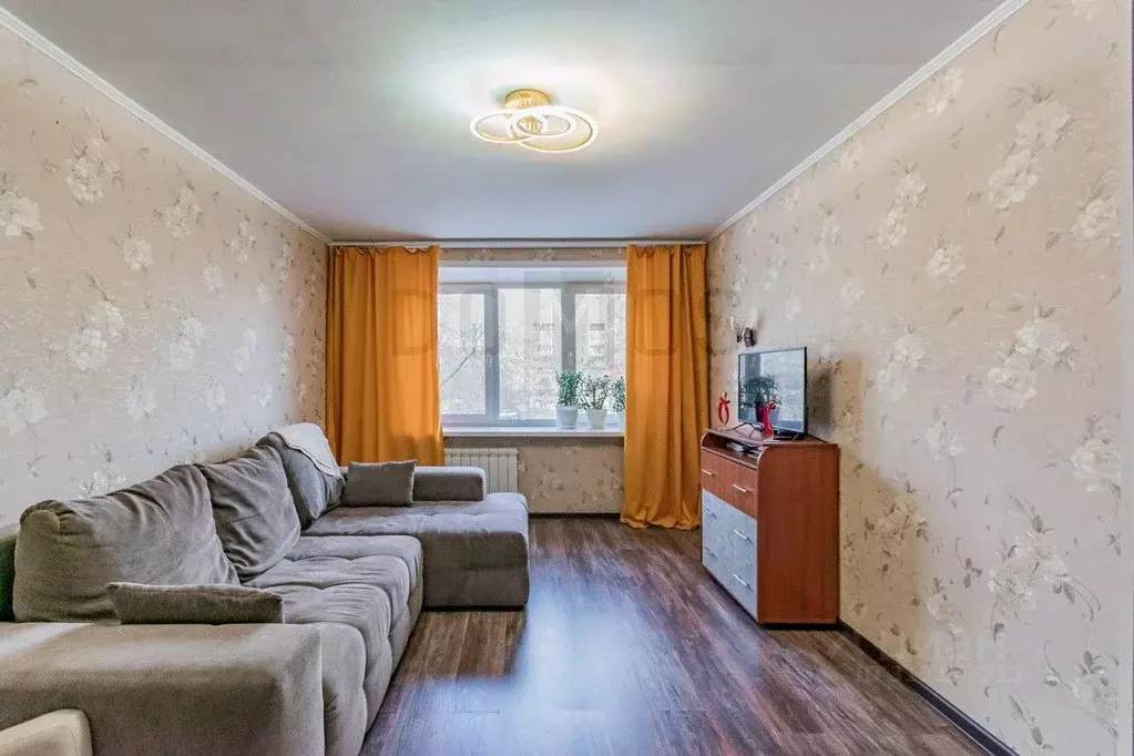 3-к кв. Свердловская область, Екатеринбург ул. Стахановская, 29 (60.4 ... - Фото 0