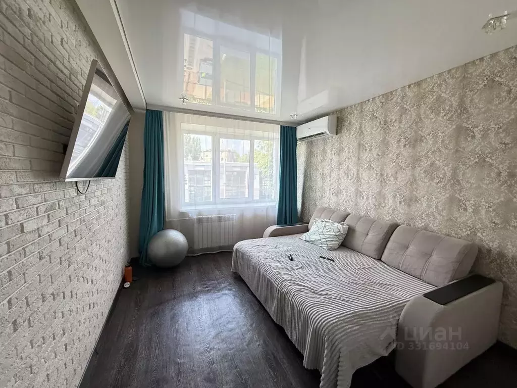 2-к кв. Белгородская область, Губкин ул. Фрунзе, 10Б (35.8 м) - Фото 1