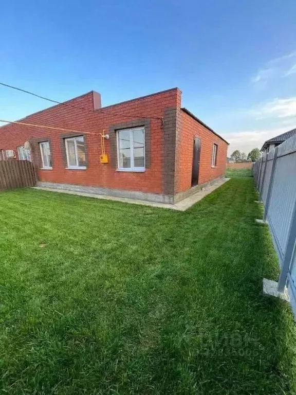 Дом в Краснодарский край, Темрюкский район, Запорожское с/пос, пос. ... - Фото 1