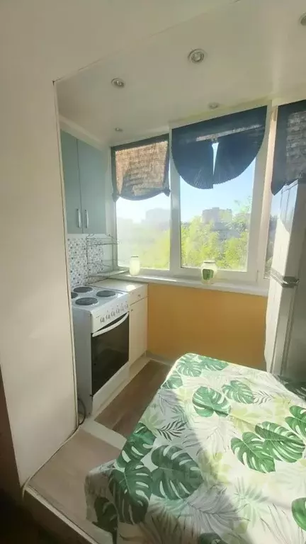Студия Тюменская область, Тюмень ул. Мельникайте, 63 (16.0 м) - Фото 1