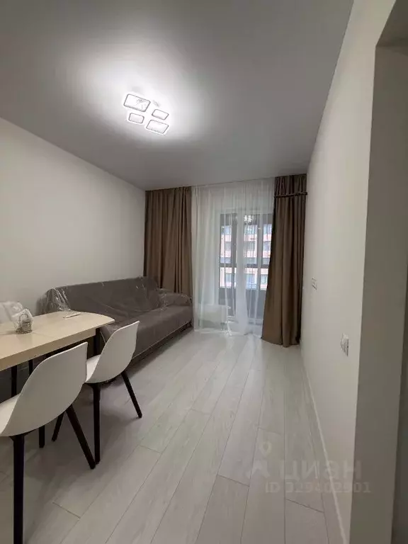 1-к кв. Тюменская область, Тюмень ул. Разведчика Кузнецова, 9 (38.0 м) - Фото 2