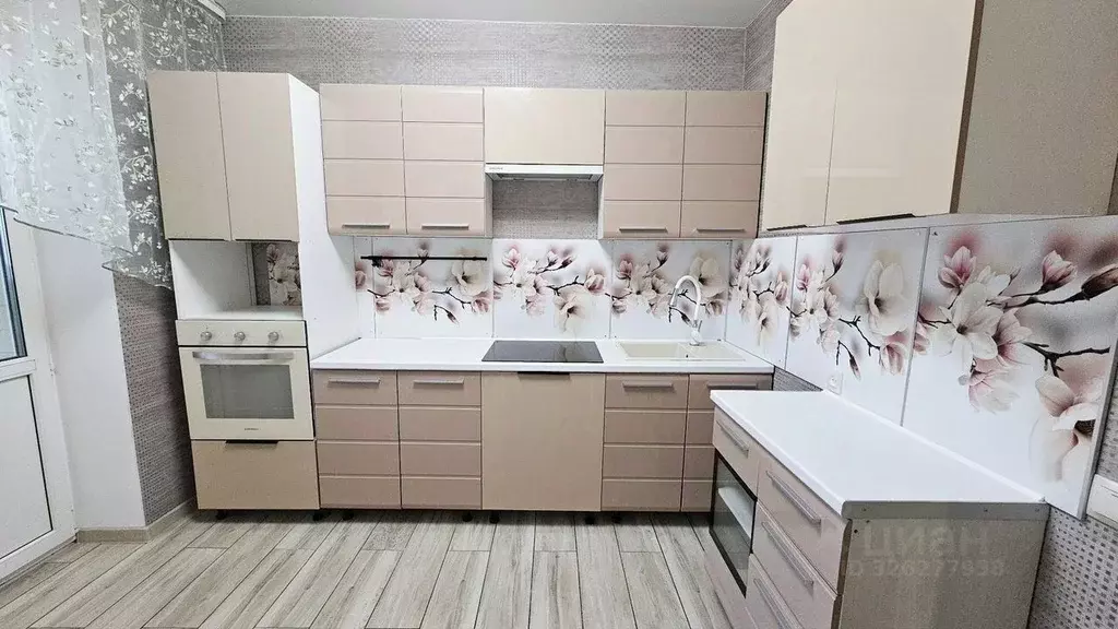 2-к кв. Московская область, Электросталь ул. Захарченко, 4 (66.0 м) - Фото 1