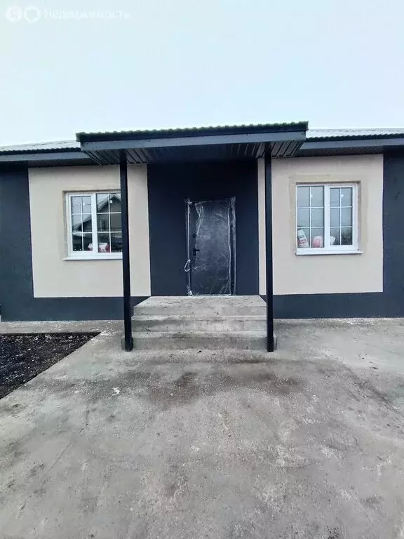 Дом в Весенний сельсовет, СНТ Карачи, 20-я линия, 3 (130 м) - Фото 1