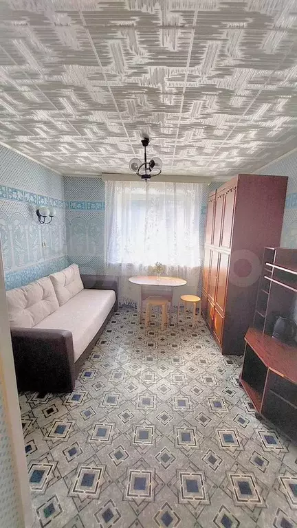 Комната 13 м в 8-к., 2/9 эт. - Фото 0