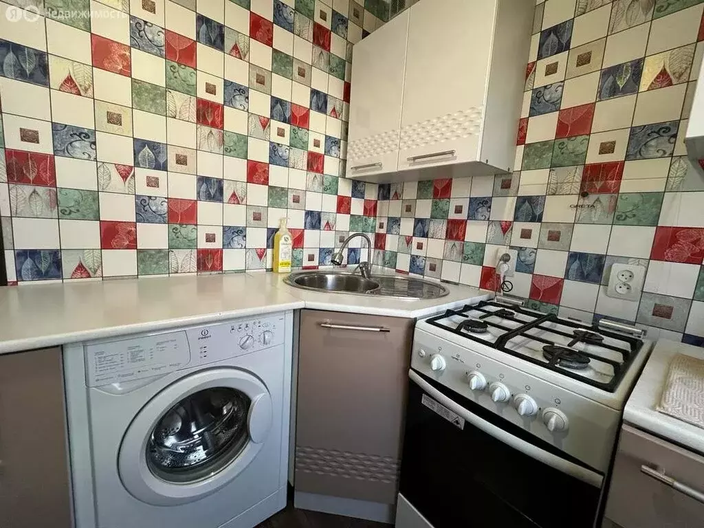 2-комнатная квартира: Астрахань, Красноармейская улица, 37 (45.1 м) - Фото 2