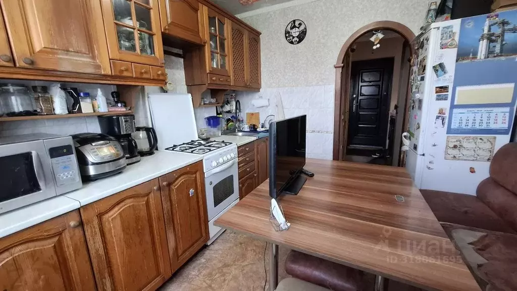 3-к кв. Омская область, Омск ул. 4-я Транспортная, 44 (57.1 м) - Фото 1